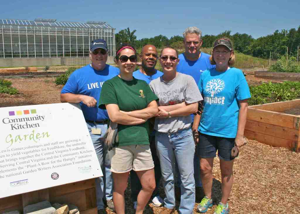 The Dominion team with two additional Lewis Ginter volunteers. From left: Rod, Laura, Mike, Christa, George, Jo.